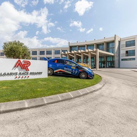 Algarve Race Resort - Hotel Montes de Cima Luaran gambar