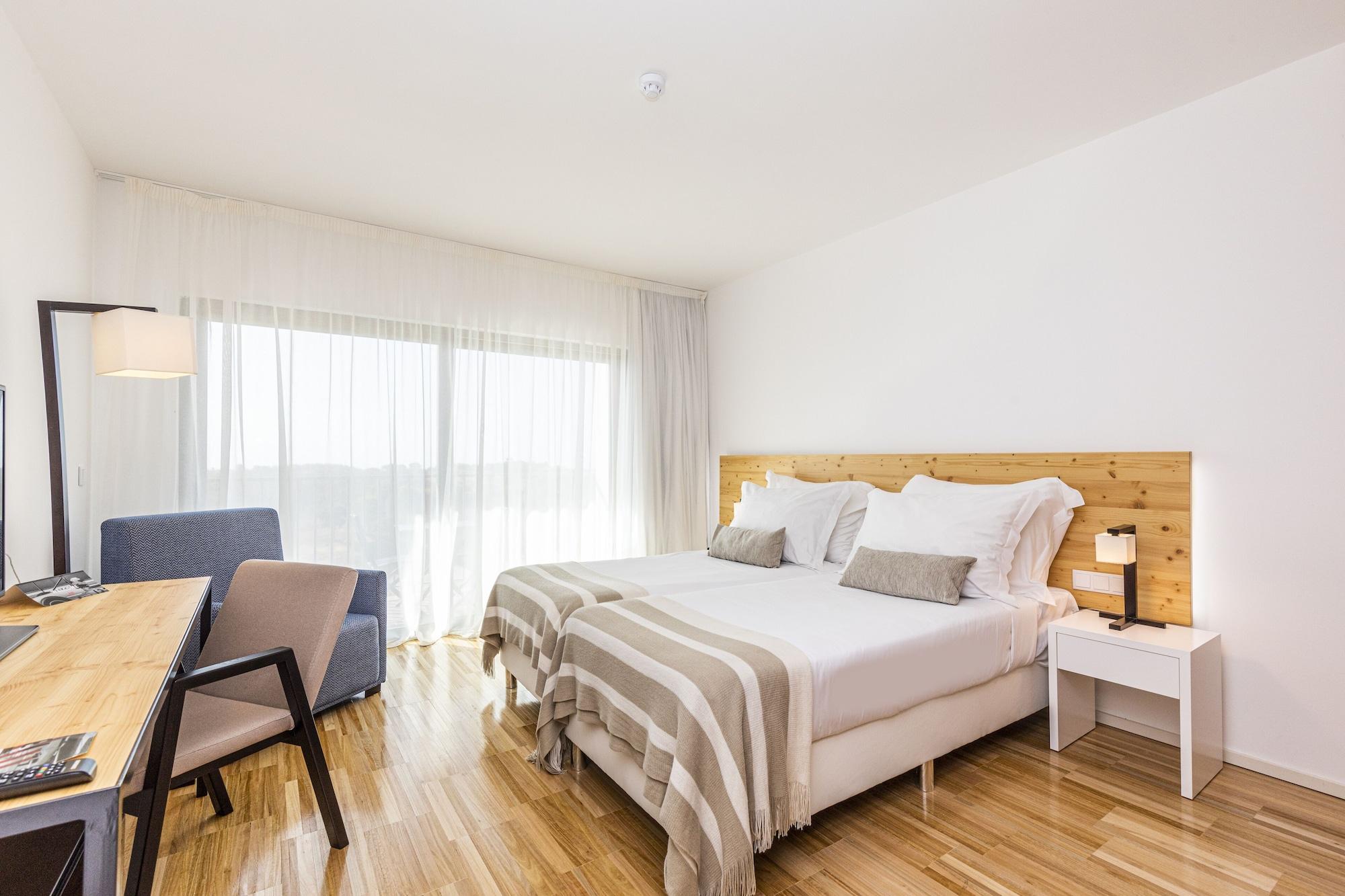 Algarve Race Resort - Hotel Montes de Cima Luaran gambar