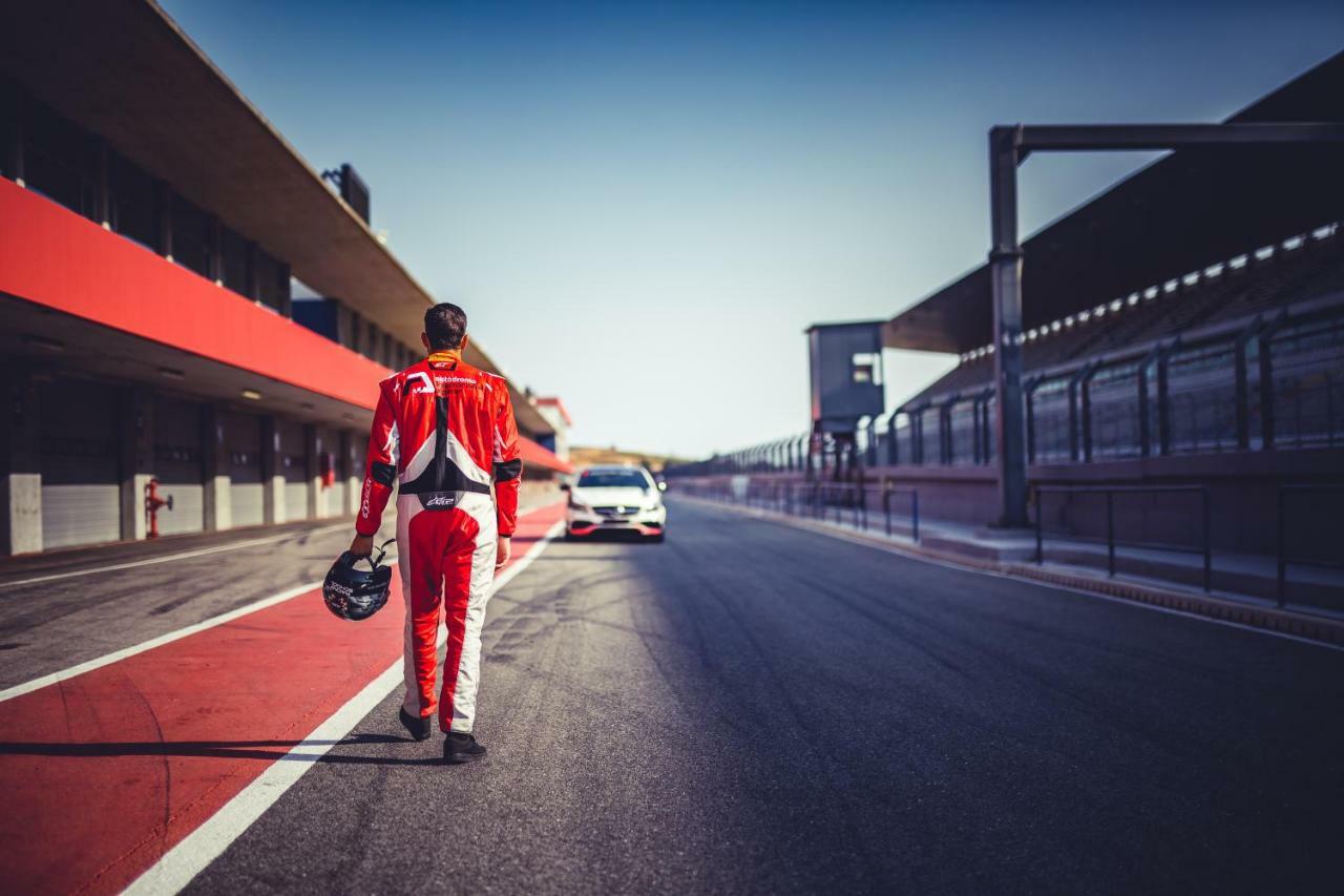 Algarve Race Resort - Hotel Montes de Cima Luaran gambar