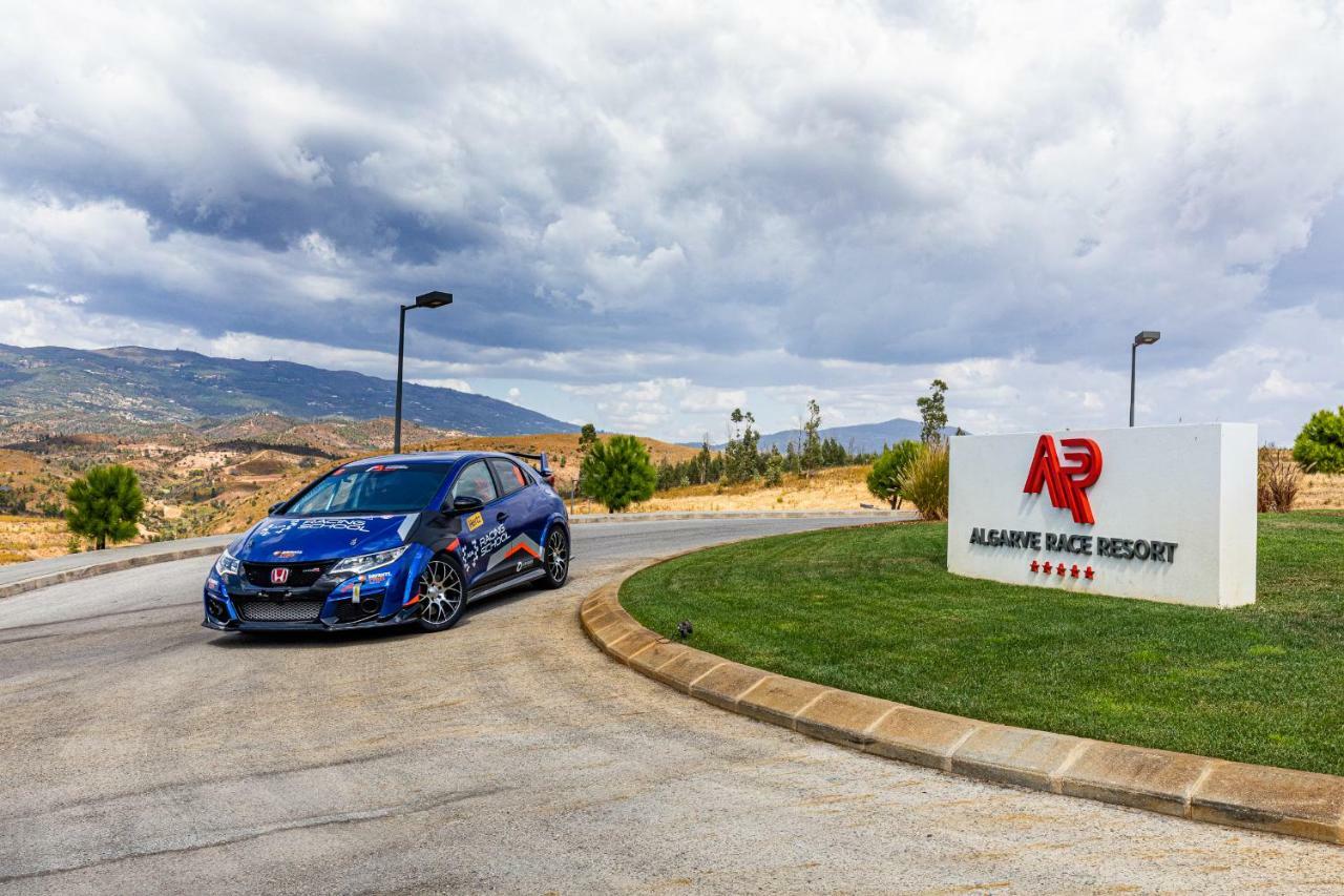 Algarve Race Resort - Hotel Montes de Cima Luaran gambar